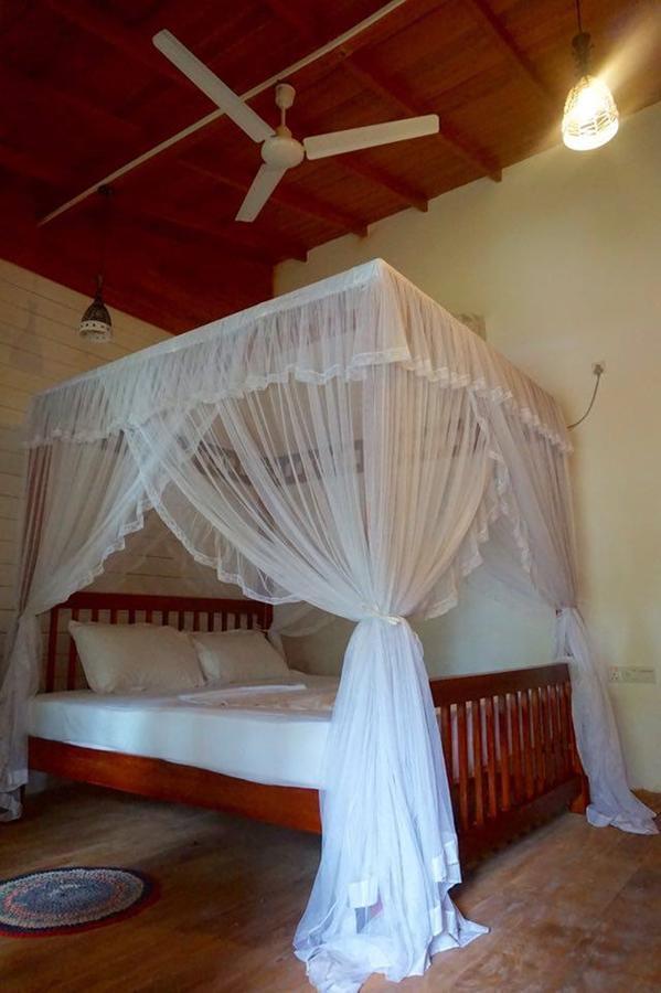 On The Rock Hotel Banduramulla Luaran gambar