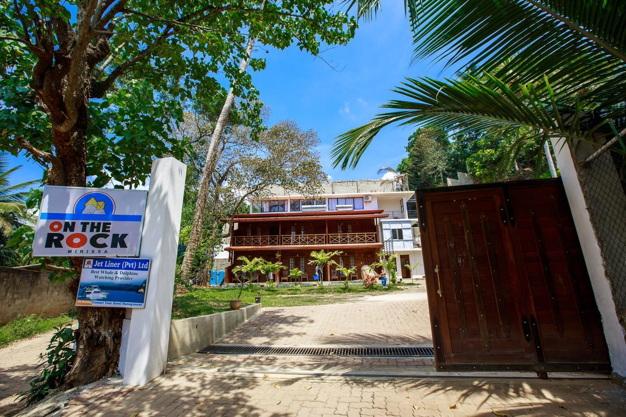 On The Rock Hotel Banduramulla Luaran gambar